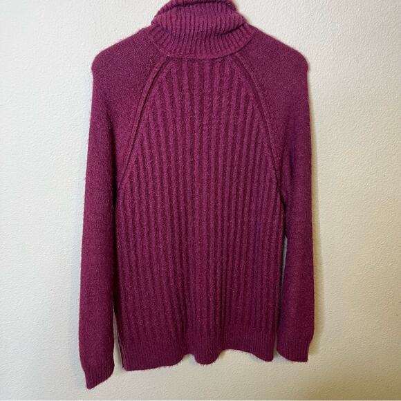 Free People Fuchsia Mulberry Turtleneck Sweater Oversized Pullover Womens XS - Picture 8 of 11
